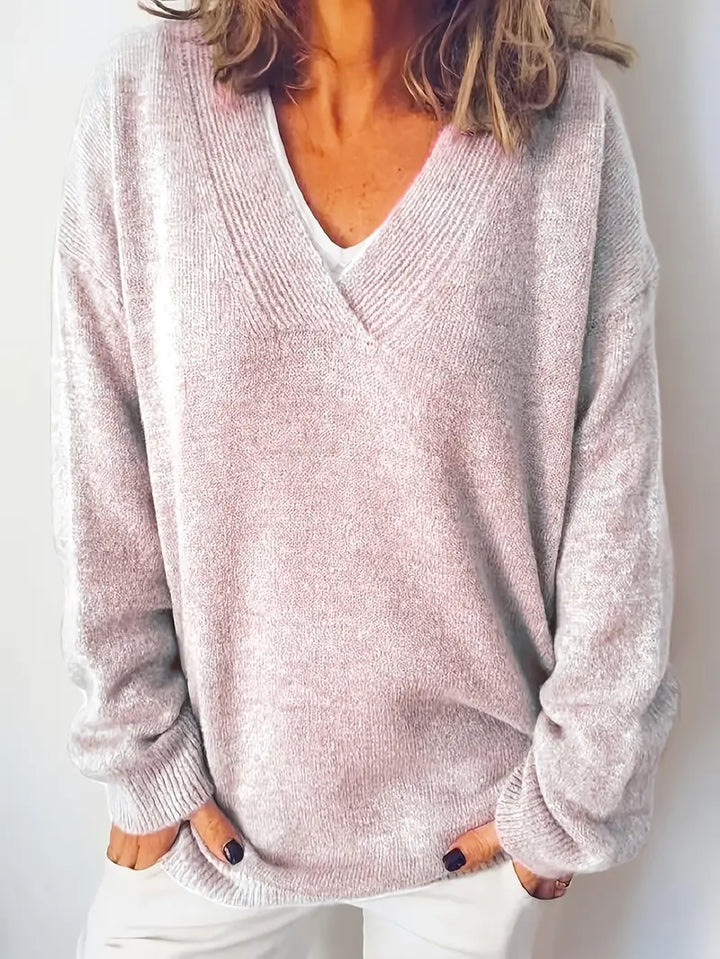Saga | Soft and Timeless V-Neck Sweater