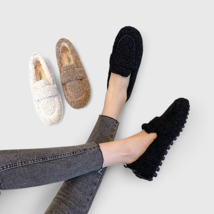 Davynne Slippers | Soft Comfort Slippers