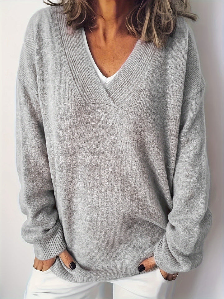 Saga | Soft and Timeless V-Neck Sweater